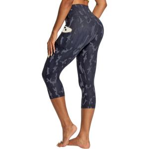 IUGA High Waisted Yoga Pants for Women with Pockets Capri Leggings for Women Workout Leggings for Women Yoga Capris(Gray Camo)